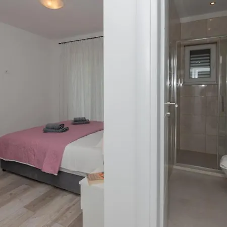 Petar - Makarska By Guide Villa *