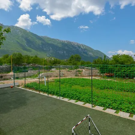 Petar - Makarska By Guide *