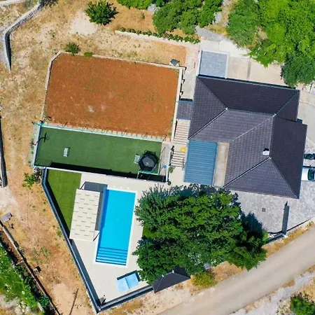 Petar - Makarska By Guide Villa