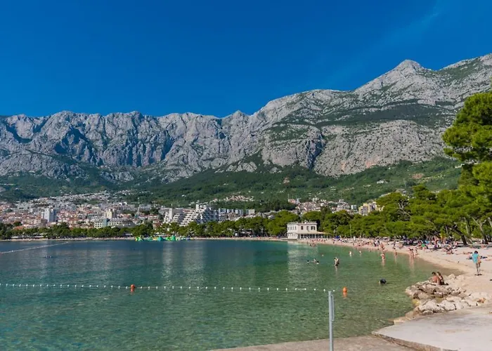 Petar - Makarska By Guide Zagvozd